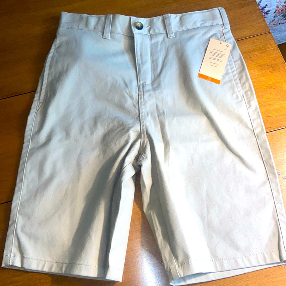 Boys shorts NWT size 14